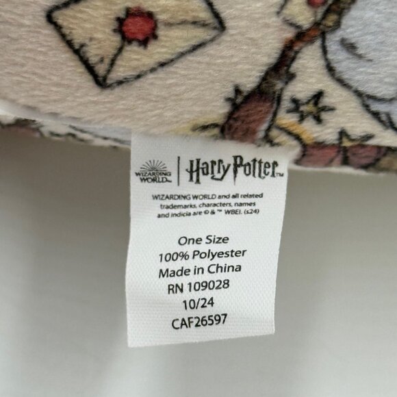Wizarding World Harry Potter Neck Pillow Travel Airplane Glasses Books Broom Owl - Picture 6 of 9